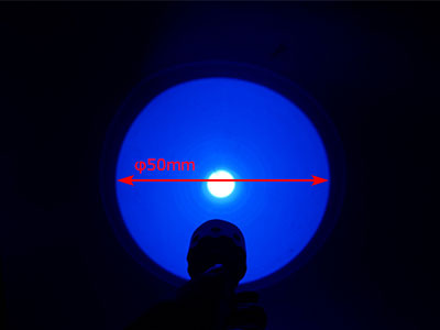 35,000μW/cm²の高い紫外線強度で照射（38cm距離）